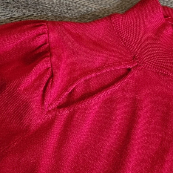 Nikka K Sweater - Picture 3 of 10